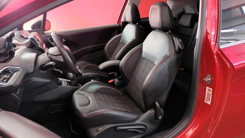Peugeot 208 1.2 PureTech GT Line