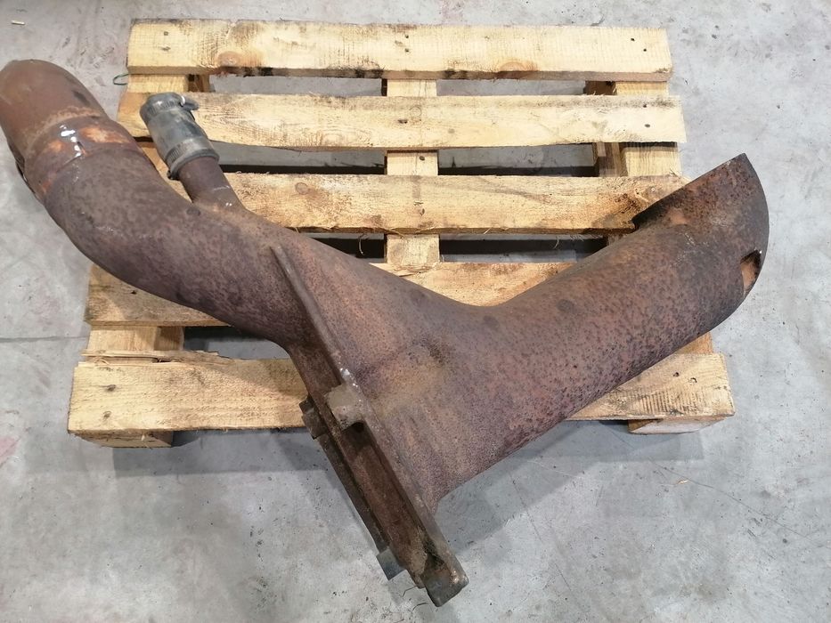 Kolano wydechowe Case 7210,7220,7230,7240,7250