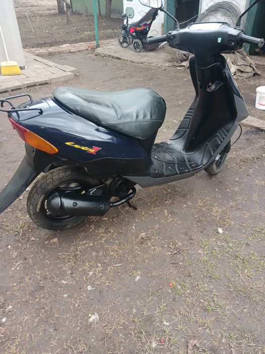 Продам скутер Сузукі Летс 2