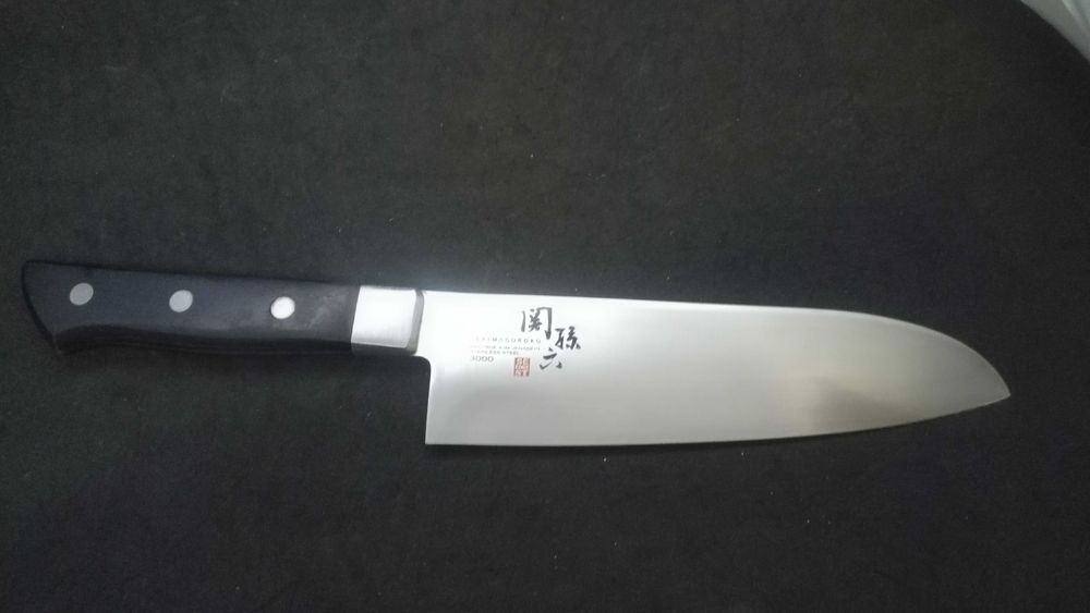 Nóż japoński KAI 関孫六    Sekimagoroku  seria 3000 santoku