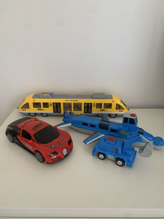 Іграшки для хлопчика, трамвай, конструктор, машина трансформер