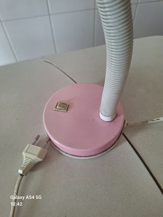 Candeeiro com lâmpada