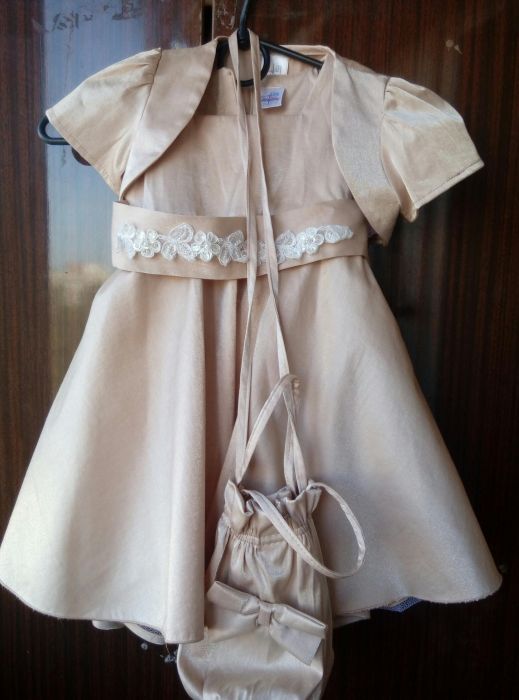 Сукня для прекрасної принцеси