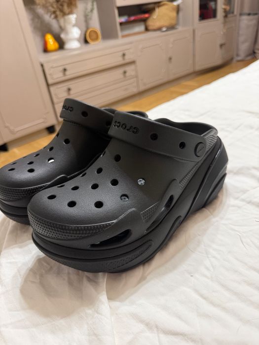 Шльопанці Crocs Bubble Crush Clog 38/39