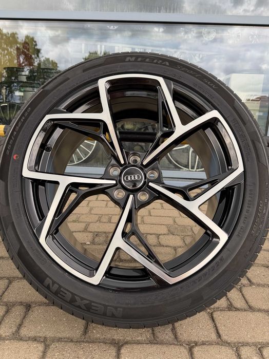 Nowe koła 22 cale Audi Q7 SQ7 czarne połysk srebrne