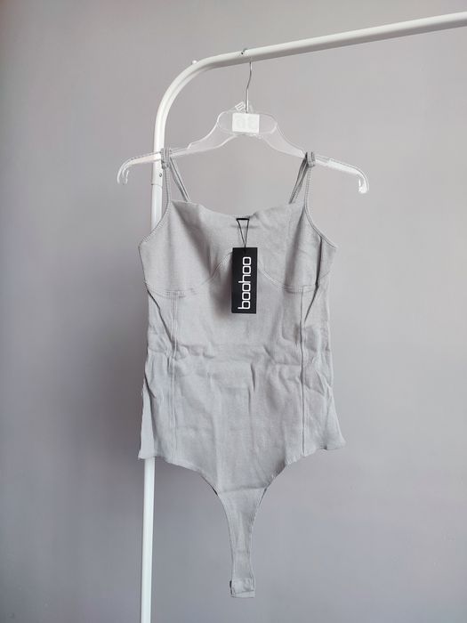 Bluzka body na ramiączkach, bez rekawnik r.M