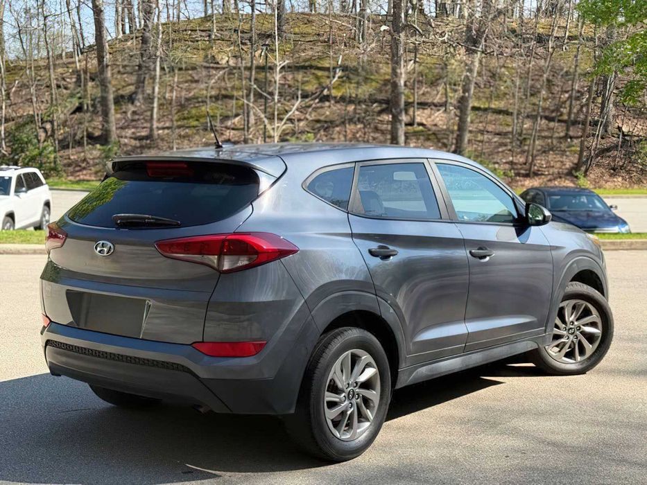 Hyundai Tucson      2016