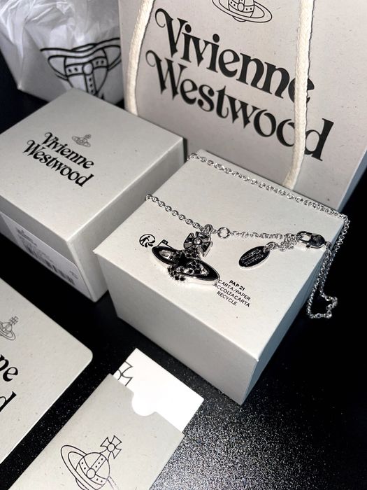 Vivienne Westwood Darlene Підвіска black подвеска вествуд сережки