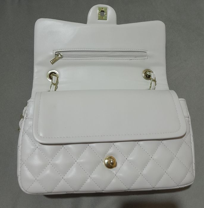 (Продам сумочку. )Wallet on Chain.