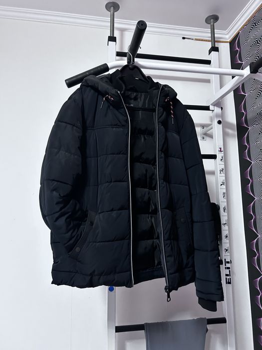 Чоловіча зимова куртка