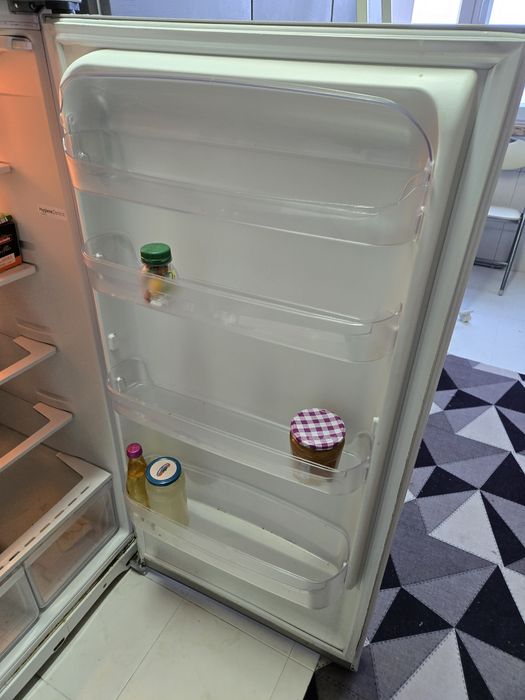 Frigorífico combinado  ariston