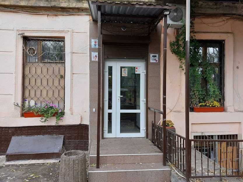 Сдам фасадное помещение на ул. Старопортофранковской