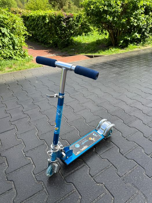 Hulajnoga Nils Świecące Kółka Niebieski