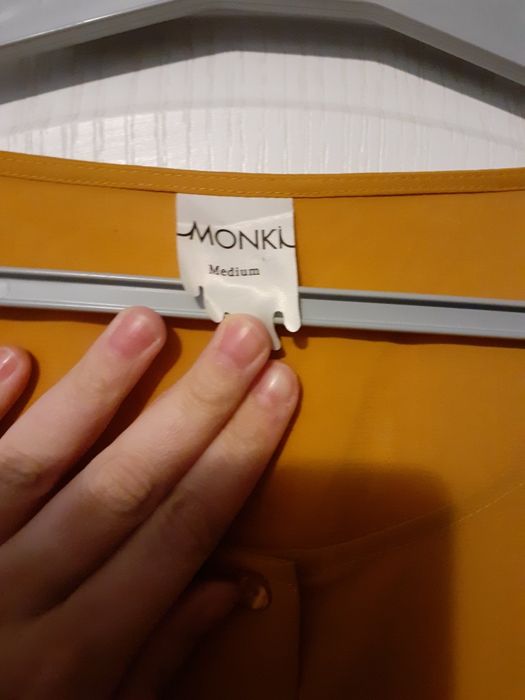 Sukienka musztardowa monki tanio okazja