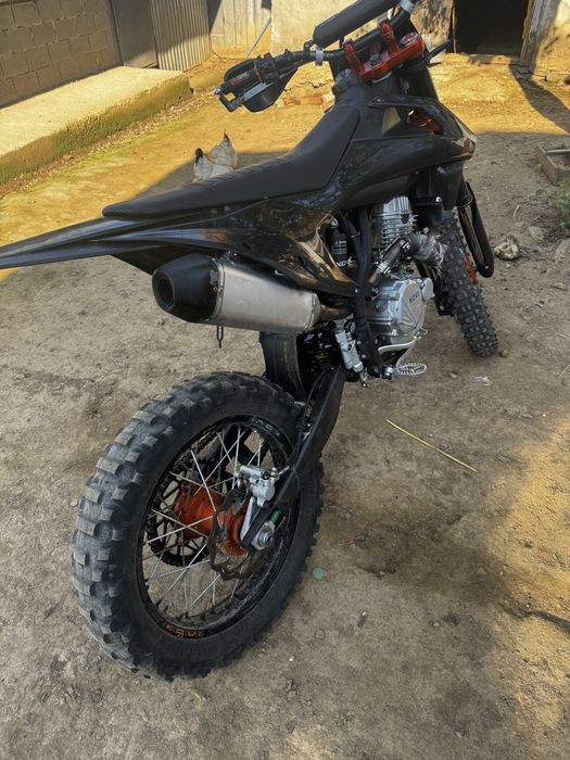 Продам кові адванс 250