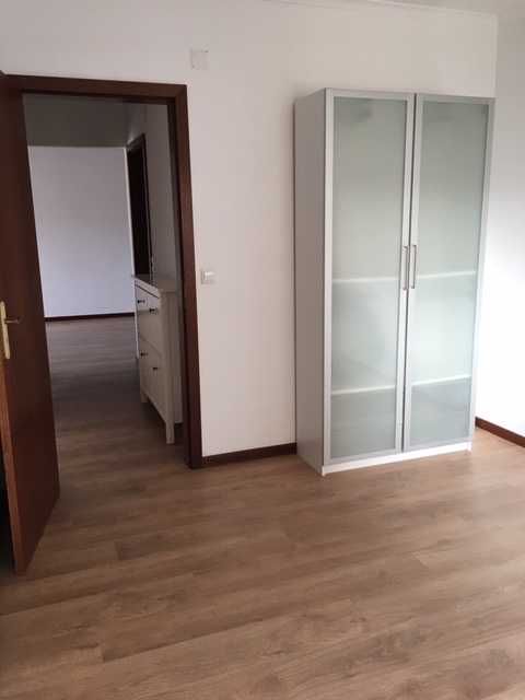 Apartamento T2 com Garagem, R Francisco Pedro Curado, Penha de França