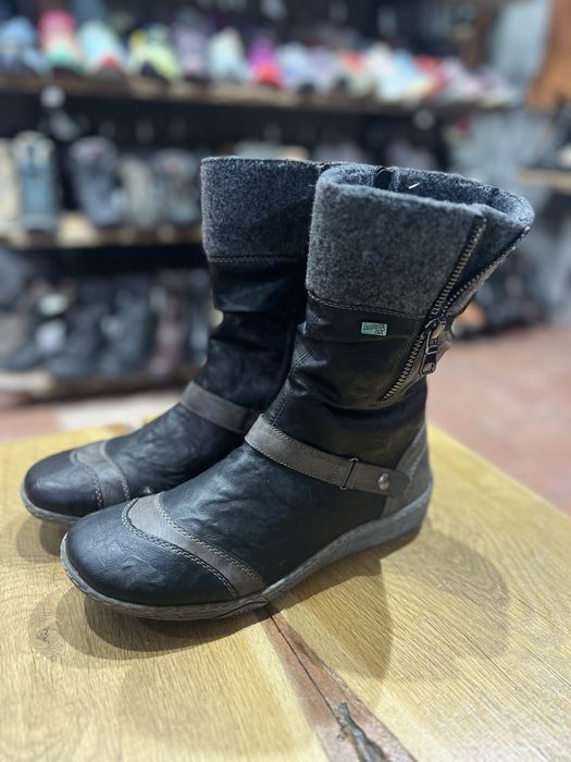 Жіночі чобітки remonte 43 розмір