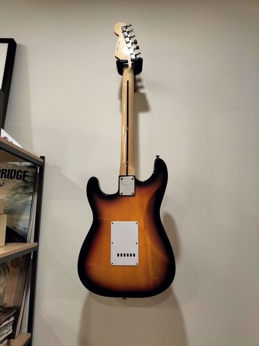 Guitarra strat partcaster c/pickups noisless