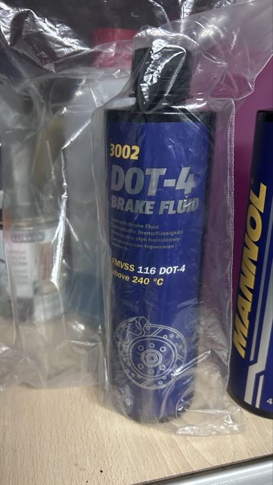 Pack Fluidos Automóveis: Travões DOT4 + Anticongelante G12 / AF13++