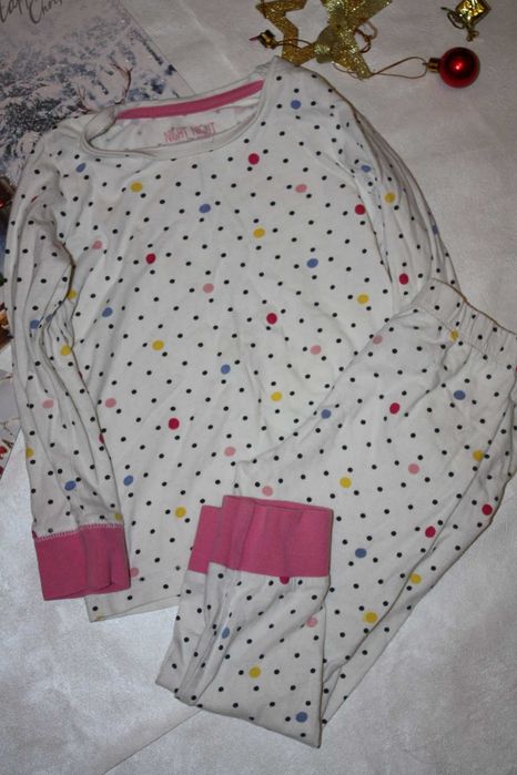 Котоновая пижама ф. Mothercare ребенку 2/3 г,р-98 отличное состояние