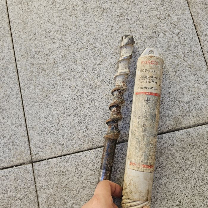 2 Brocas bosh sds max