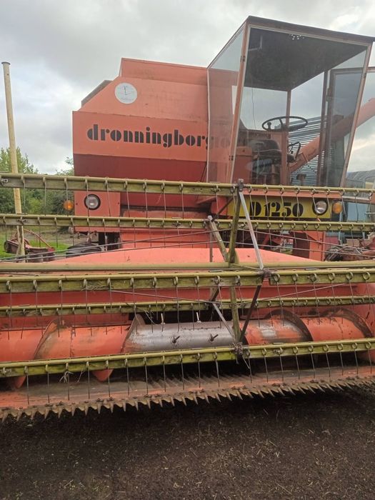 Продам комбаїн Дронінборг  D1250