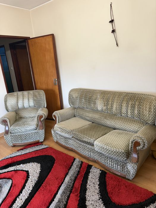 Sofá e 2 cadeirões