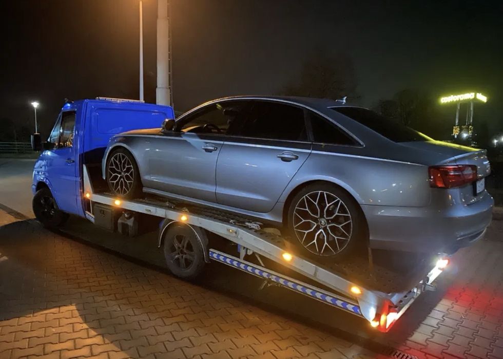 НЕДОРОГО Евакуатор Львів цілодобово. Эвакуатор. Лавета. Автовоз