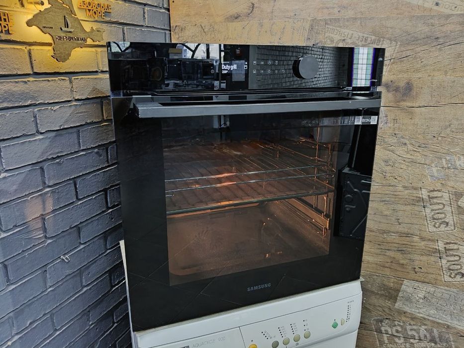Духова шафа електрична Samsung BT62TDBFST під вбудову. Духовой шкаф