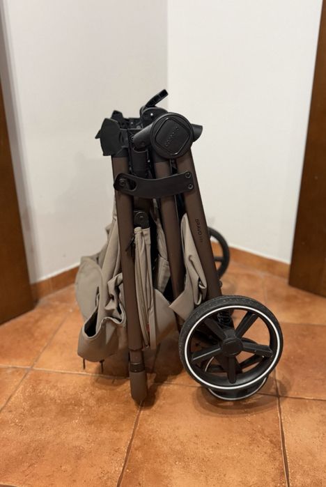 Прогулка Carello 2025