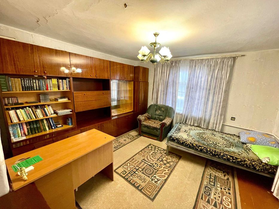 Продаж. Будинок, 2 кім., 55 кв.м. Ділянка 4 сотки. Ближнє Старе місто