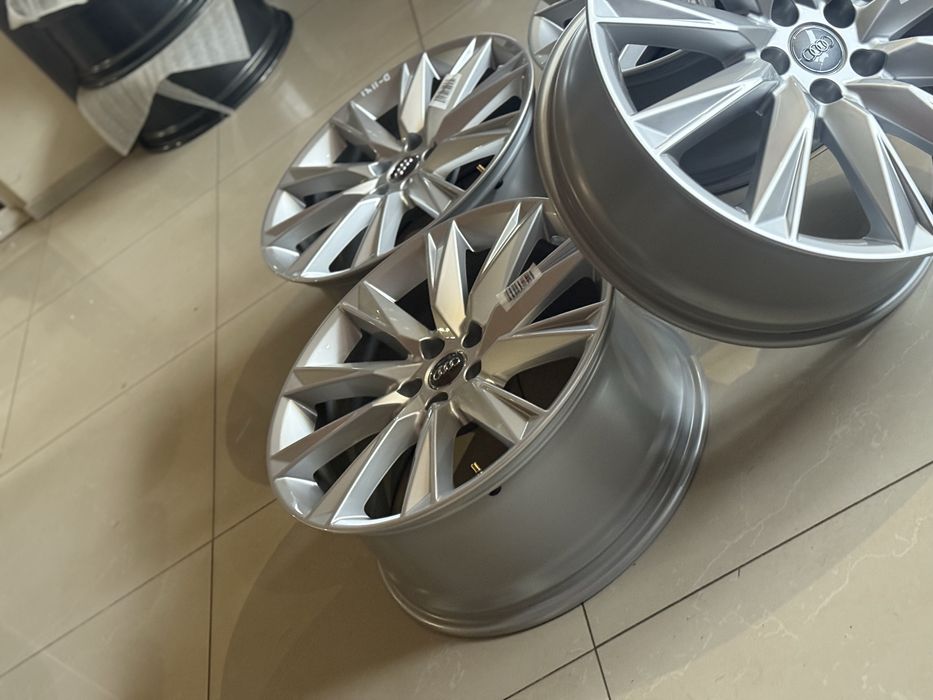Диски оригінал Audi Etron Q5 A6 r20/5/112 4KE  071 490 - AX1