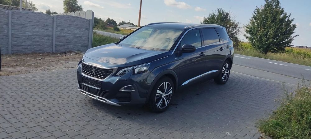 Peugeot 5008