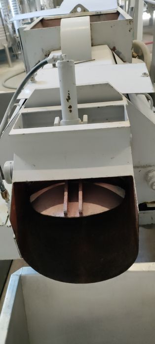 Prensa contínua FAS 5tn/h massa fermemtada