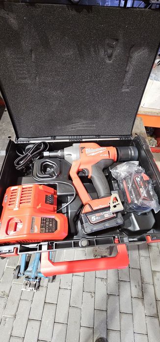 Milwaukee M18 ONEFLT-502X NITOWNICA ZESTAW 4933478638
