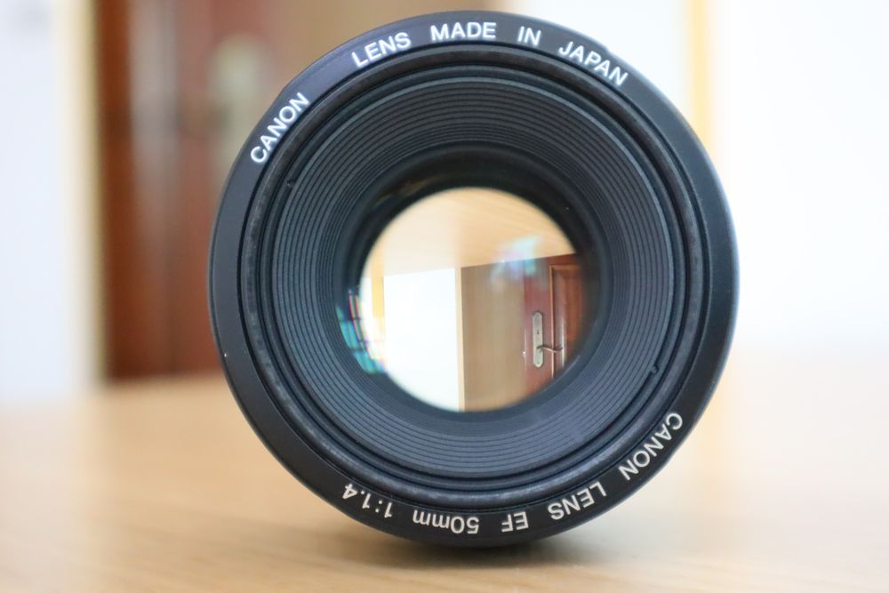 Canon EF 50mm F/1.4 USM