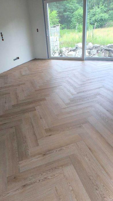 Wykladzina obiektowa, LVT, PCV, rozwiązania dla Twojej podlogi.