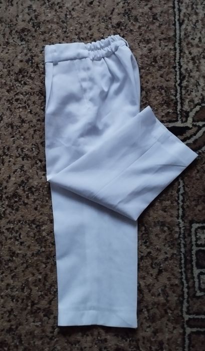 Белые брюки, летние, лёгкие для маленького джентльмена до 2.5 лет