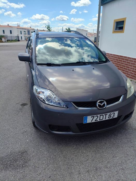Mazda 5 com 7 lugares