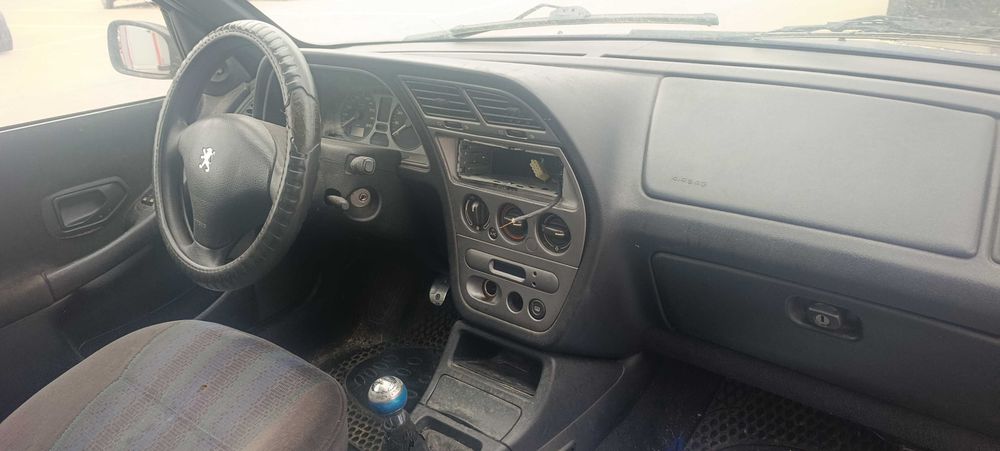 Peugeot 306 1.4 gasolina para Peças