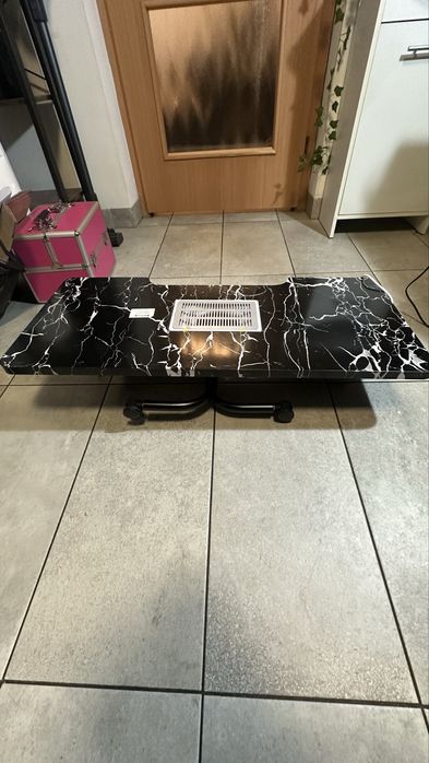 Składany stół manicure