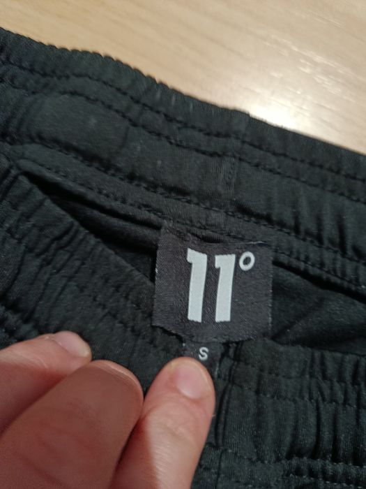 Dresy chłopięce S /164 stan idealny czarne