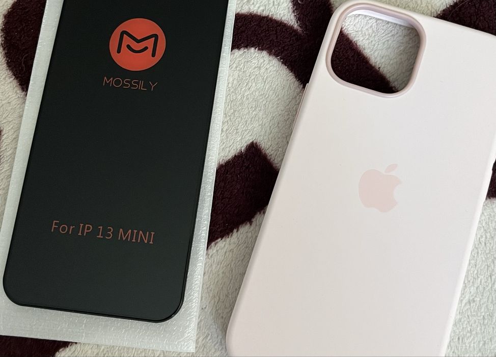 Чохол та скло на iphone 13 mini