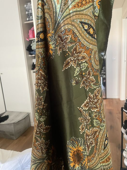 Lenço boho verde e dourado grande NOVO Shein