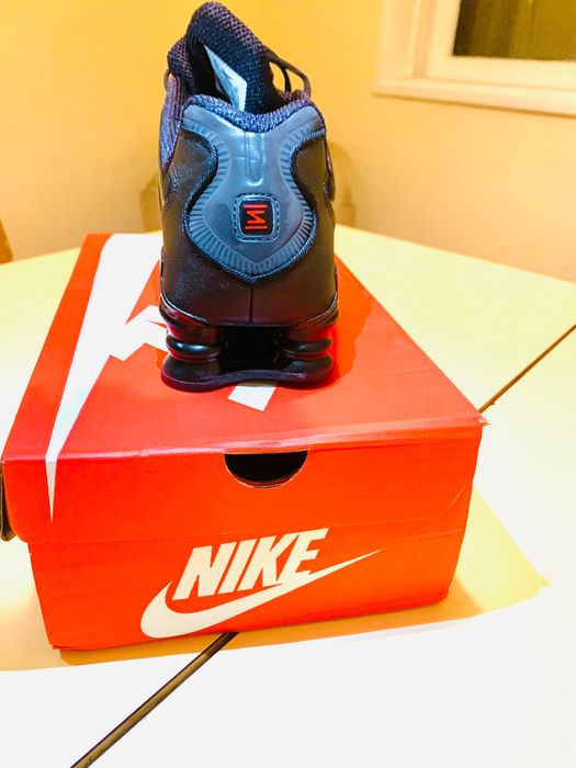 Nike shox. Novo.