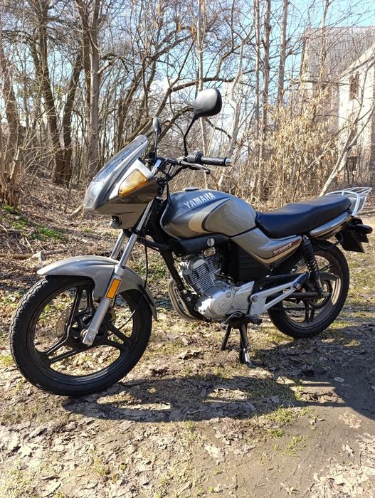 Yamaha мотоцикл 125 куб. мотик 2004 ідеальний