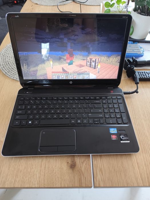 Laptop dla dziecka minecraft HP i5 16GB RAM 1000GB Grafika napęd