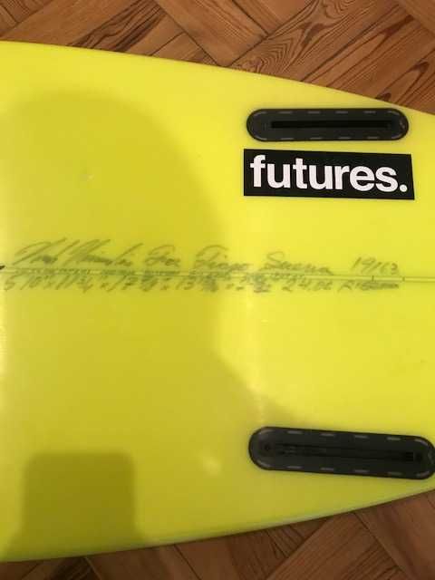 Prancha de Surf 5,10 em ótimo estado