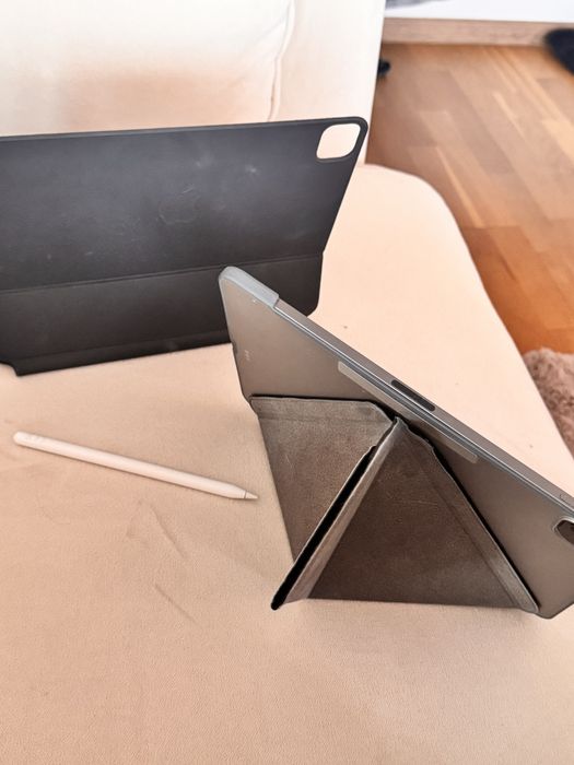 Ipad pro 11 3gen. + magic keybord + apple pen + etui moshi