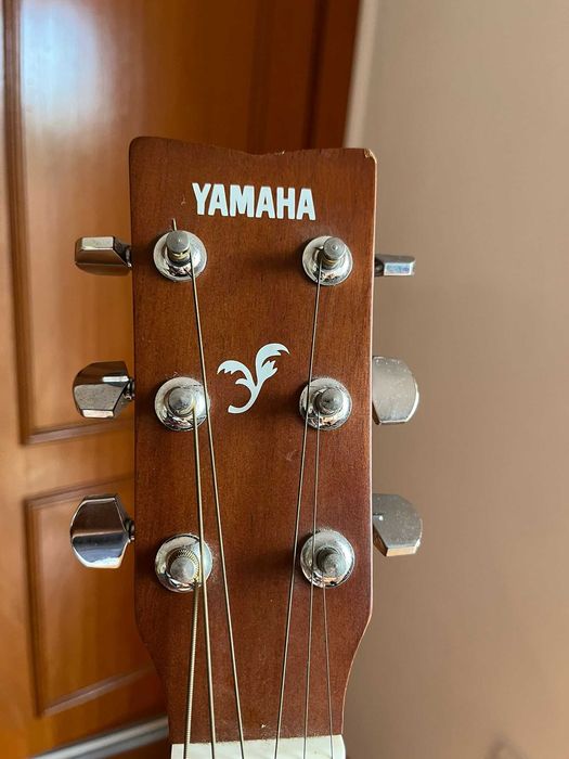 YAMAHA F-310 e acessórios